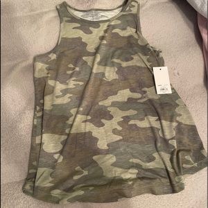 Womens camo tank top